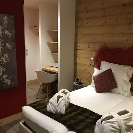 Hotel Maisons De Montagne Le Samovar 4*