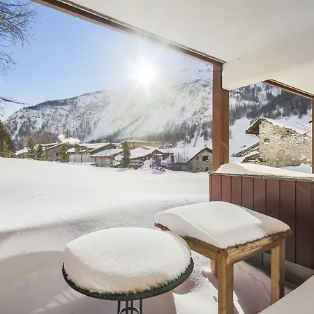 Maisons De Montagne Le Samovar Hotel 4*