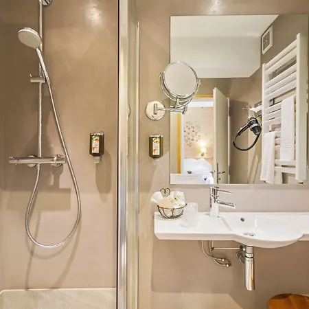 Maisons De Montagne Le Samovar Отель 4*