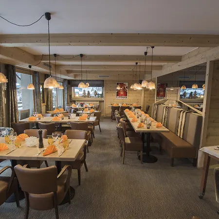 Hotel Maisons De Montagne Le Samovar 4*